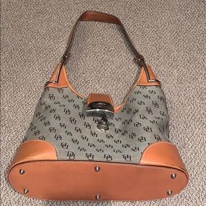 Dooney & Bouke shoulder purse